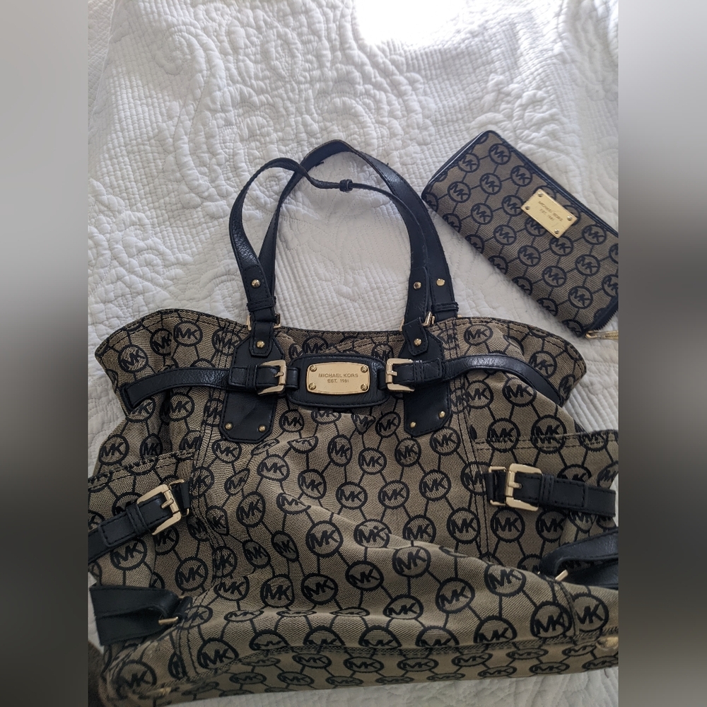 Michael Kors Purse
